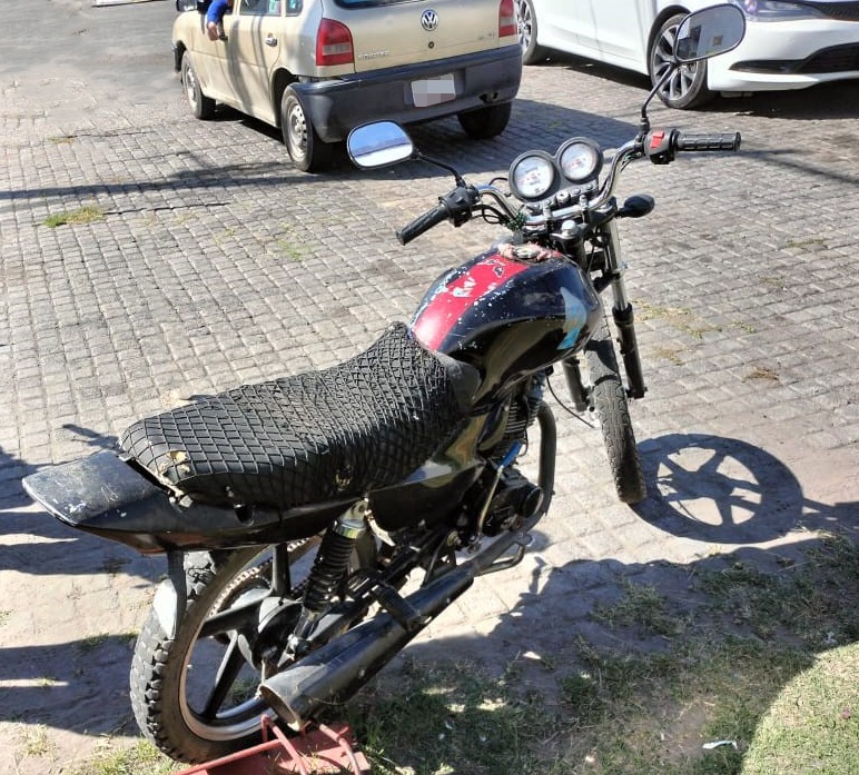 Asegura PGJE motocicleta con reporte de robo